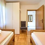 Elizabeth Apartman Krk Town