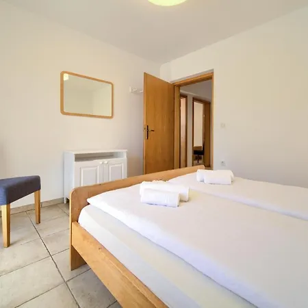 Apartment Apartman Elizabeth Krk Town